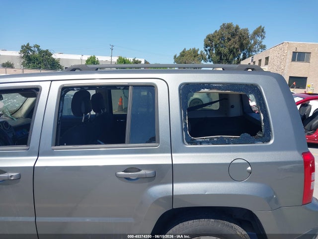 2013 Jeep Patriot Latitude მანქანა იყიდება აუქციონზე, vin: 1C4NJPFBXDD181286, აუქციონის ნომერი: 45374350