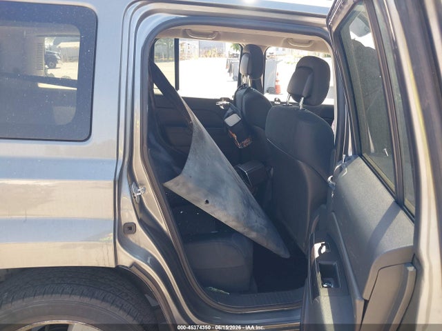 2013 Jeep Patriot Latitude მანქანა იყიდება აუქციონზე, vin: 1C4NJPFBXDD181286, აუქციონის ნომერი: 45374350
