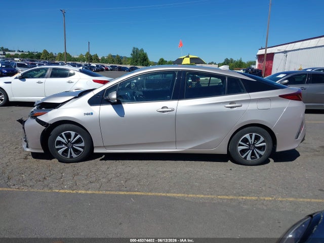 Toyota Prius Prime Advanced 2019 JTDKARFP5K3117587 Image 14