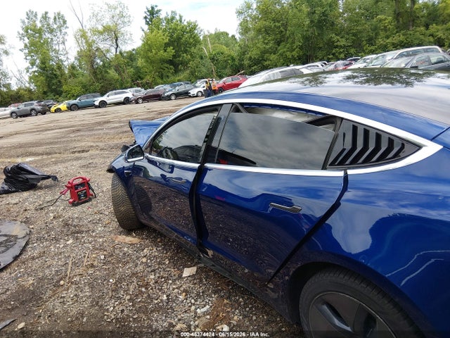 Tesla Model 3 Long Range Dual Motor All-wheel Drive 2020 5YJ3E1EB5LF647661 Image 13