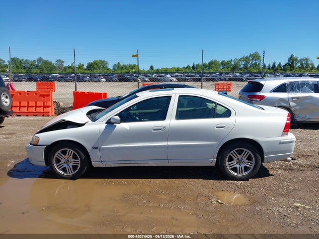 45374425 :رقم المزاد ، YV1RH592752464300 vin ، 2005 Volvo S60 2.5t Awd مزاد بيع