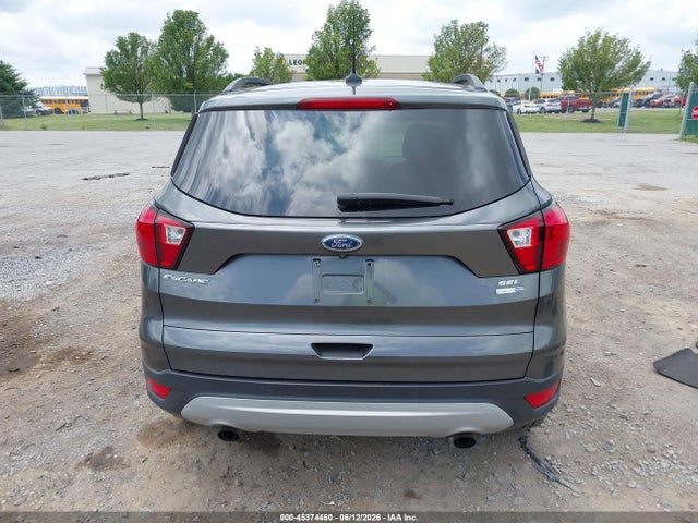45374460 :رقم المزاد ، 1FMCU9HD1KUB22872 vin ، 2019 Ford Escape Sel مزاد بيع