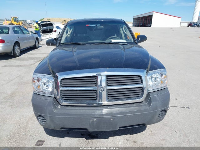 45374515 :رقم المزاد ، 1D7HW28N15S228040 vin ، 2005 Dodge Dakota St مزاد بيع
