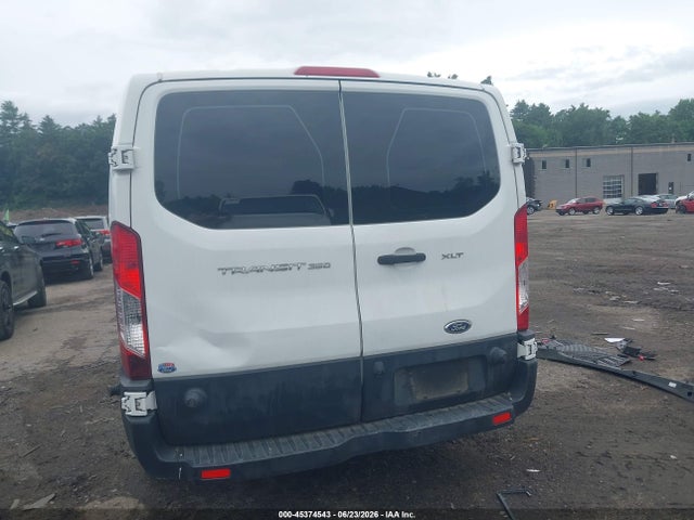 1FBZX2ZM9HKA72663 Ford Transit-350 Xlt