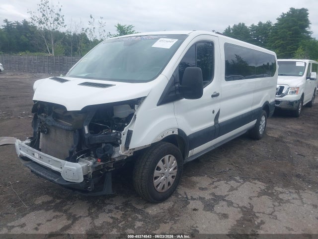 1FBZX2ZM9HKA72663 Ford Transit-350 Xlt