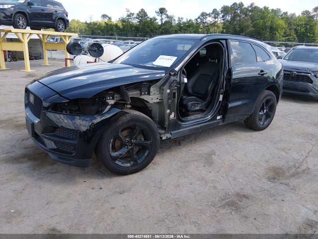Jaguar F-pace 25t Premium 2019 SADCJ2FX5KA601299 Image 2