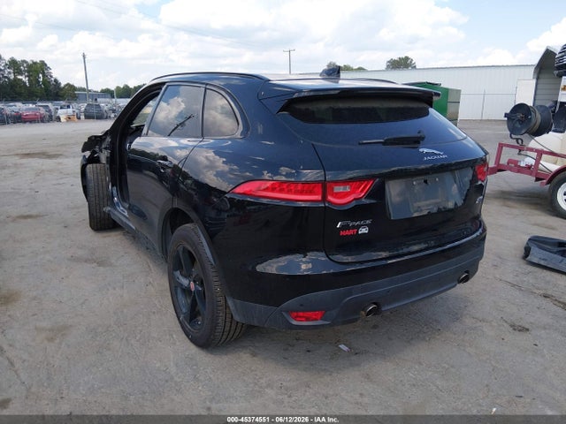 Jaguar F-pace 25t Premium 2019 SADCJ2FX5KA601299 Image 3