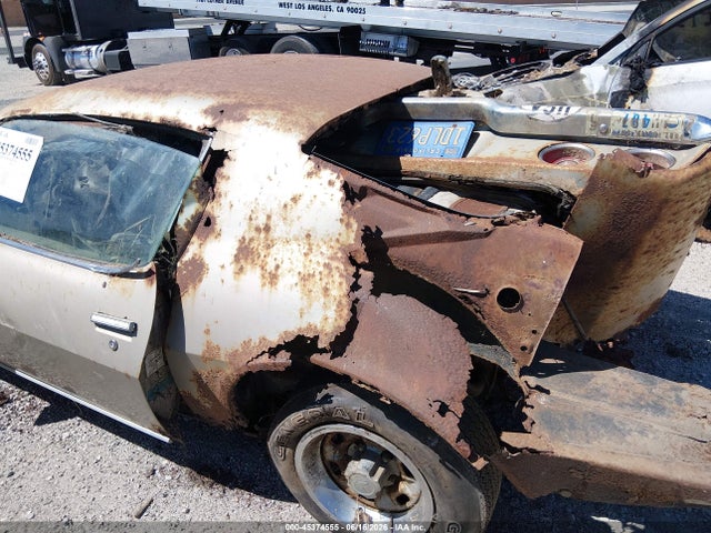 1973 Chevrolet Camaro მანქანა იყიდება აუქციონზე, vin: 1587H3N55424, აუქციონის ნომერი: 45374555