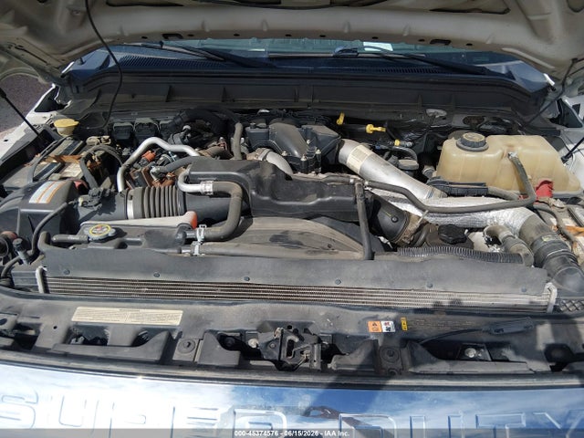 1FD8W3HT9GEC24099 Ford F-350 Chassis Xlt