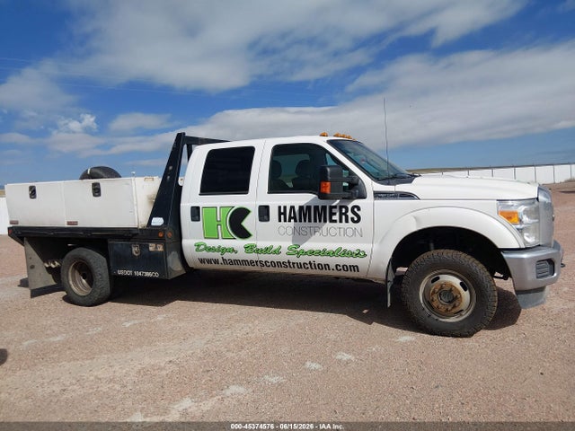 1FD8W3HT9GEC24099 Ford F-350 Chassis Xlt