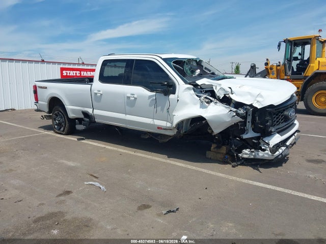 1FT8W3BM2PED84539 Ford F-350 Lariat