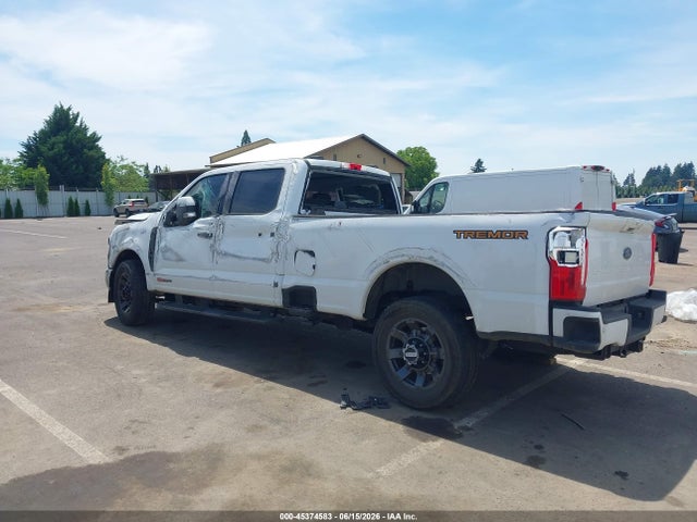 Ford F-350 Lariat 2023 1FT8W3BM2PED84539 Image 3