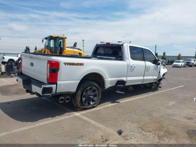 Ford F-350 Lariat 2023 1FT8W3BM2PED84539 Image 4