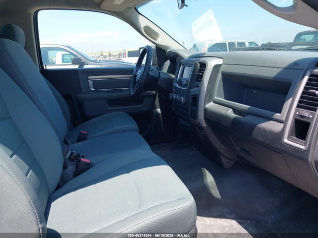 3C6JR6DG3KG503905 RAM 1500 Classic Tradesman 4x2 8&#039; Box