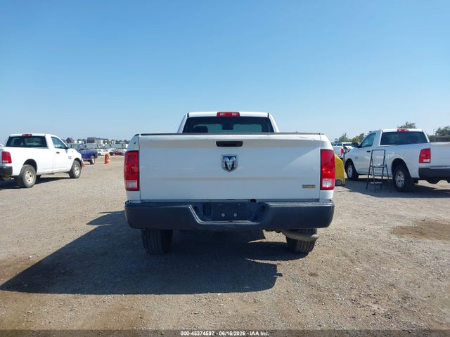 45374597 :رقم المزاد ، 3C6JR6DG7KG503910 vin ، 2019 Ram 1500 Classic Tradesman  4x2 8' Box مزاد بيع