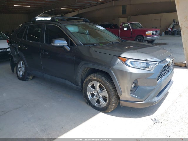 Aukcja sprzedaży 2021 Toyota Rav4 Xle, vin: 2T3W1RFV2MC107522, numer aukcji: 45374625