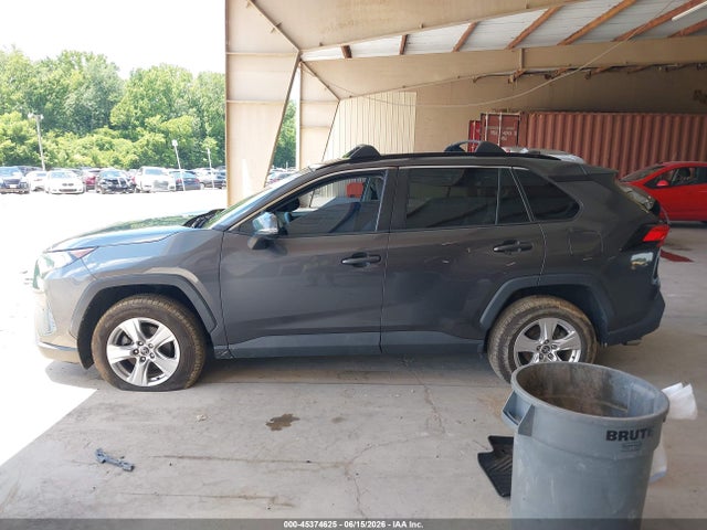 Auction sale of the 2021 Toyota Rav4 Xle, vin: 2T3W1RFV2MC107522, lot number: 45374625