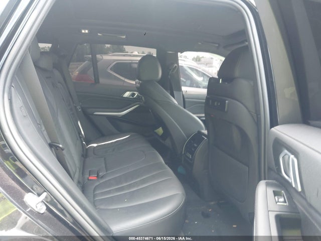 45374671 :رقم المزاد ، 5UXCR6C58KLL52336 vin ، 2019 Bmw X5 Xdrive40i مزاد بيع