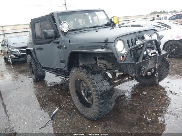 45374677 :رقم المزاد ، 1C4BJWDGXGL270636 vin ، 2016 Jeep Wrangler Unlimited Sport مزاد بيع