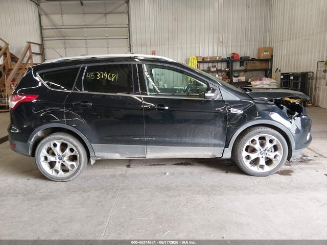 Продажа на аукционе авто 2016 Ford Escape Titanium, vin: 1FMCU9J91GUB02800, номер лота: 45374681