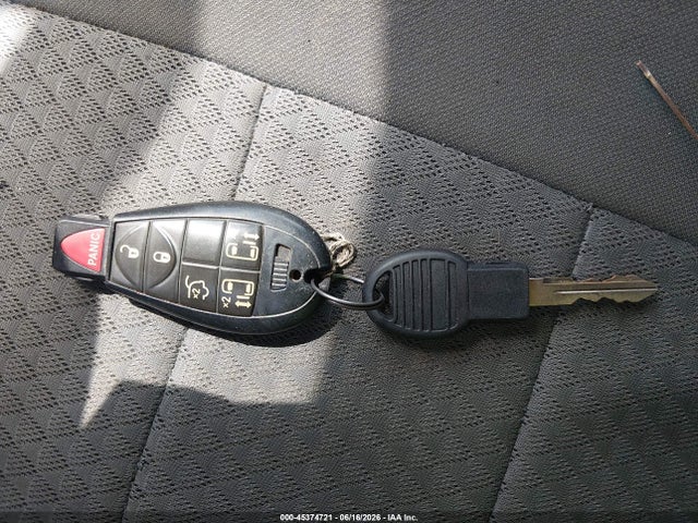 Продажа на аукционе авто 2010 Chrysler Town & Country Touring, vin: 2A4RR5D13AR252730, номер лота: 45374721