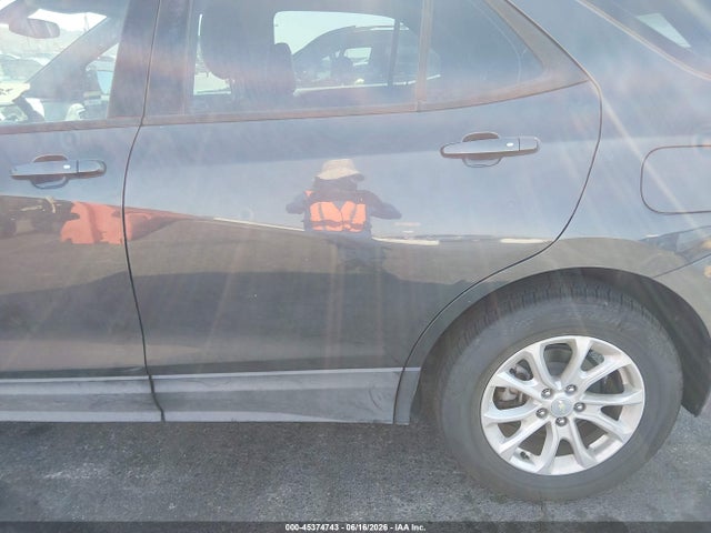 Chevrolet EQUINOX LS 2019 3GNAXHEV1KS656021 Image 17