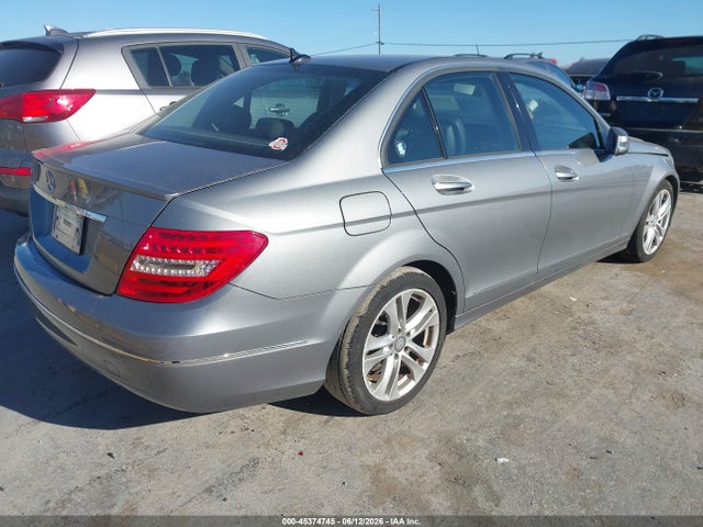 Aukcja sprzedaży 2012 Mercedes-benz C 250 Luxury/sport, vin: WDDGF4HB5CR225174, numer aukcji: 45374745
