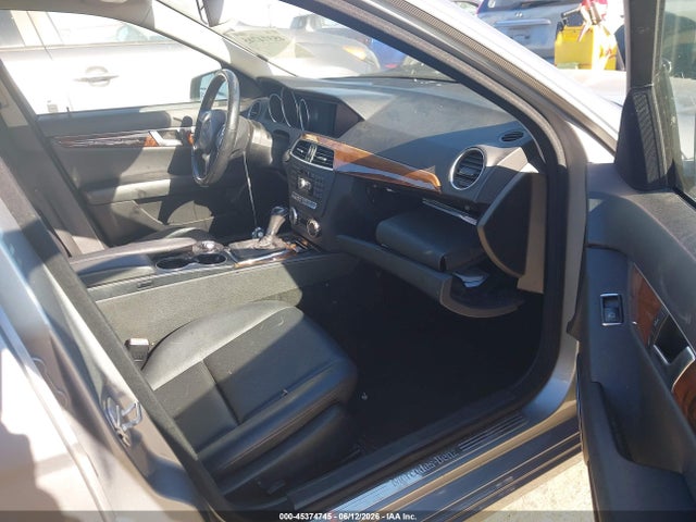Aukcja sprzedaży 2012 Mercedes-benz C 250 Luxury/sport, vin: WDDGF4HB5CR225174, numer aukcji: 45374745