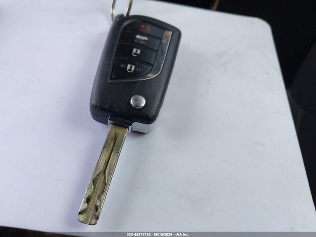 JTDS4RCE9LJ041833 Toyota COROLLA SE