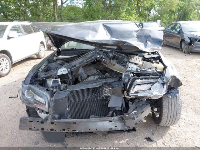 45374793 :رقم المزاد ، 2C3CCAAG6NH241395 vin ، 2022 Chrysler 300 Touring مزاد بيع