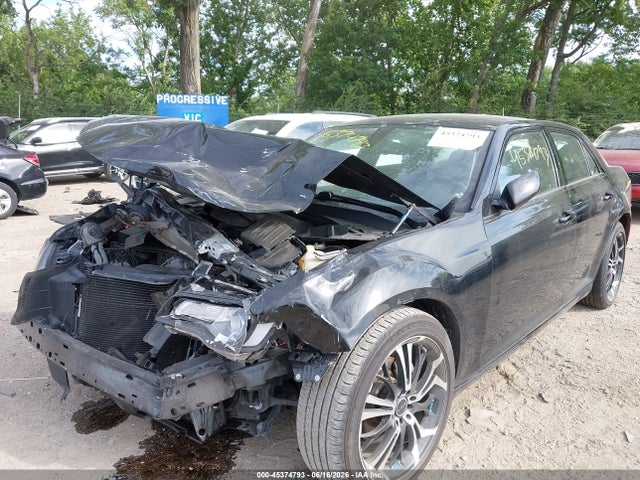 45374793 :رقم المزاد ، 2C3CCAAG6NH241395 vin ، 2022 Chrysler 300 Touring مزاد بيع