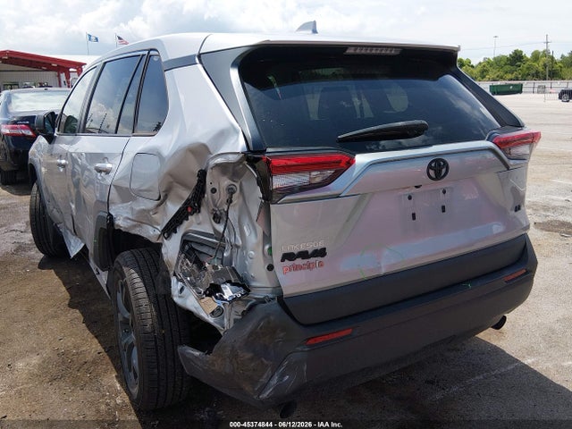 Toyota RAV4 LE 2022 2T3H1RFV2NC190668 Image 3
