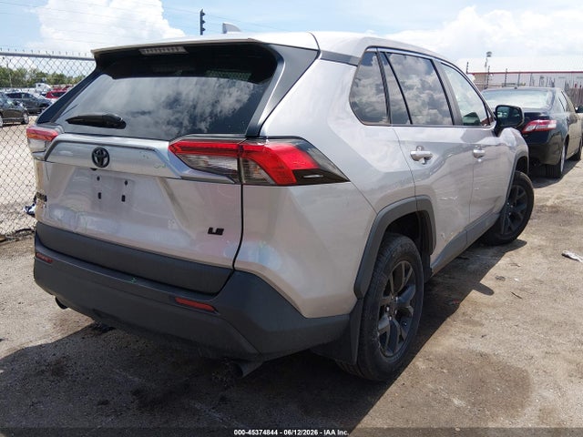 Toyota RAV4 LE 2022 2T3H1RFV2NC190668 Image 4