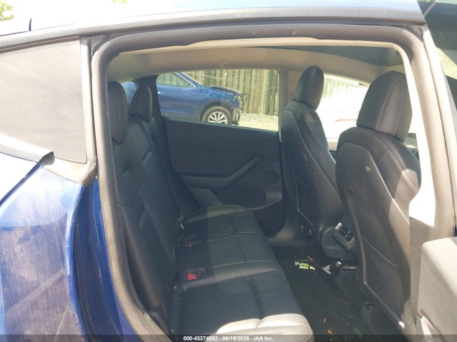 Продаж на аукціоні авто 2021 Tesla Model Y Long Range Dual Motor All-wheel Drive, vin: 5YJYGDEE5MF233521, номер лоту: 45374892