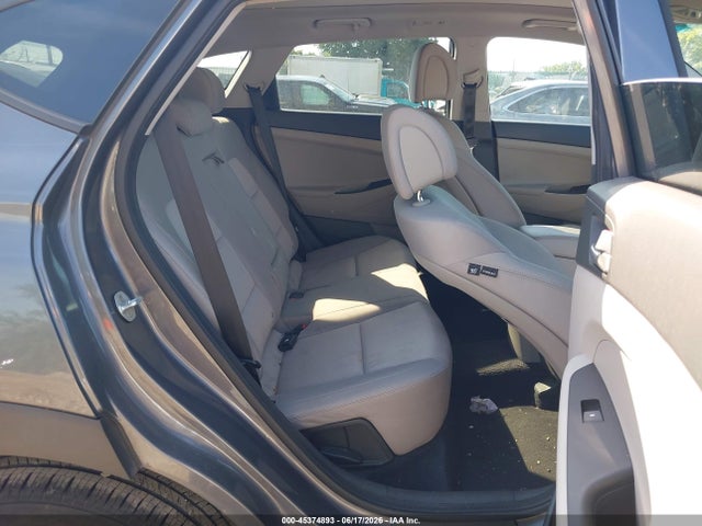 Hyundai Tucson Value 2018 KM8J3CA26JU755723 Image 8