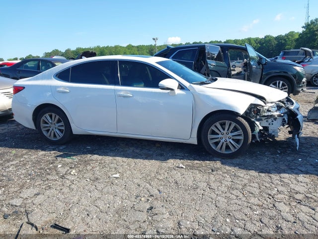 45374965 :رقم المزاد ، JTHBK1GG2E2113180 vin ، 2014 Lexus Es 350 مزاد بيع