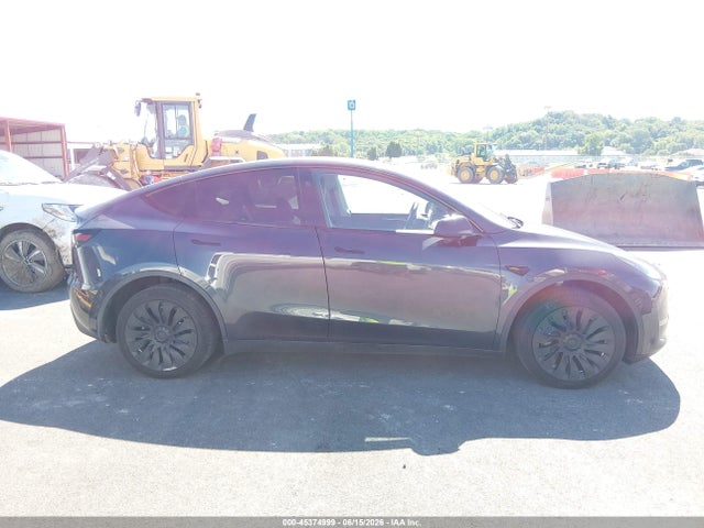 Продаж на аукціоні авто 2024 Tesla Model Y Long Range Dual Motor All-wheel Drive, vin: 7SAYGDEE4RF026385, номер лоту: 45374999