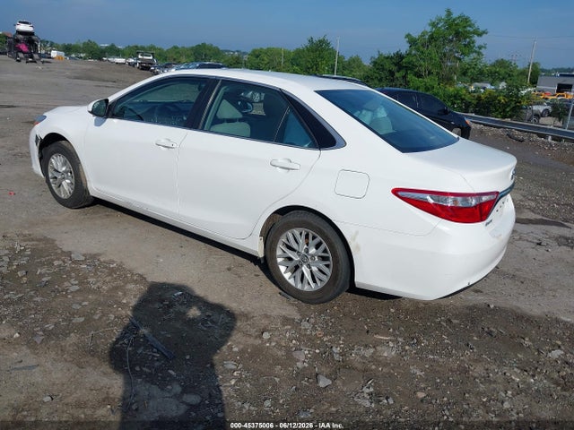 Toyota CAMRY LE 2017 4T1BF1FK1HU342207 Image 3