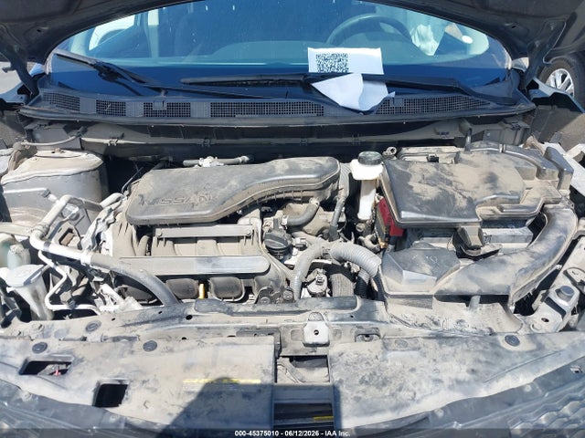 JN1BJ1CP0JW150695 Nissan Rogue Sport S