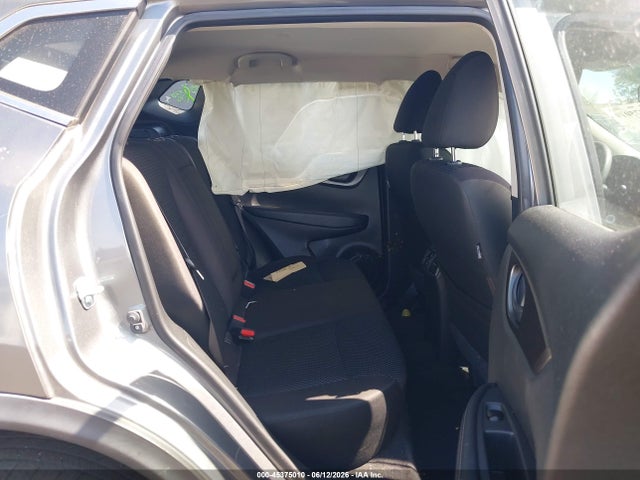 JN1BJ1CP0JW150695 Nissan Rogue Sport S
