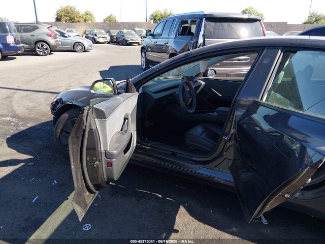 Продажа на аукционе авто 2025 Tesla Model 3 Long Range Rear-wheel Drive/standard Rear-wheel Drive, vin: 5YJ3E1EA4SF061779, номер лота: 45375041