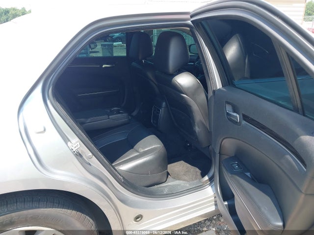 2C3CCAAG2GH230137 Chrysler 300 Anniversary Edition