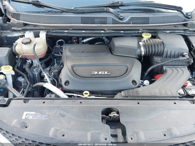 Продажа на аукционе авто 2018 Chrysler Pacifica Touring L, vin: 2C4RC1BG5JR233457, номер лота: 45375072