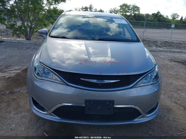 Продажа на аукционе авто 2018 Chrysler Pacifica Touring L, vin: 2C4RC1BG5JR233457, номер лота: 45375072