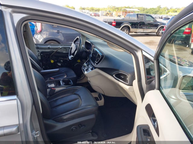 Продажа на аукционе авто 2018 Chrysler Pacifica Touring L, vin: 2C4RC1BG5JR233457, номер лота: 45375072