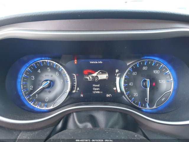 Продажа на аукционе авто 2018 Chrysler Pacifica Touring L, vin: 2C4RC1BG5JR233457, номер лота: 45375072