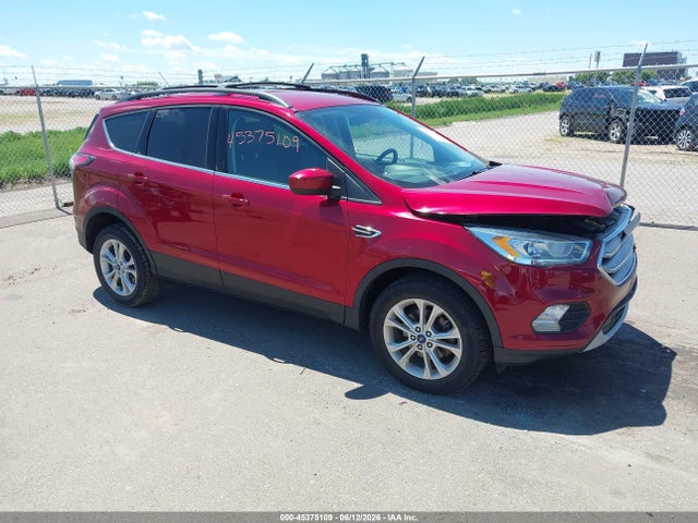 45375109 :رقم المزاد ، 1FMCU0GD3HUB47701 vin ، 2017 Ford Escape Se مزاد بيع