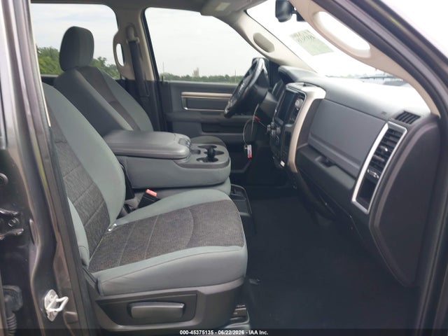 45375135 :رقم المزاد ، 3C6RR7LT4LG157095 vin ، 2020 Ram 1500 Classic Slt  4x4 5'7 Box مزاد بيع