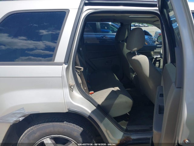 45375136 :رقم المزاد ، 1J8GR48K17C674001 vin ، 2007 Jeep Grand Cherokee Laredo مزاد بيع