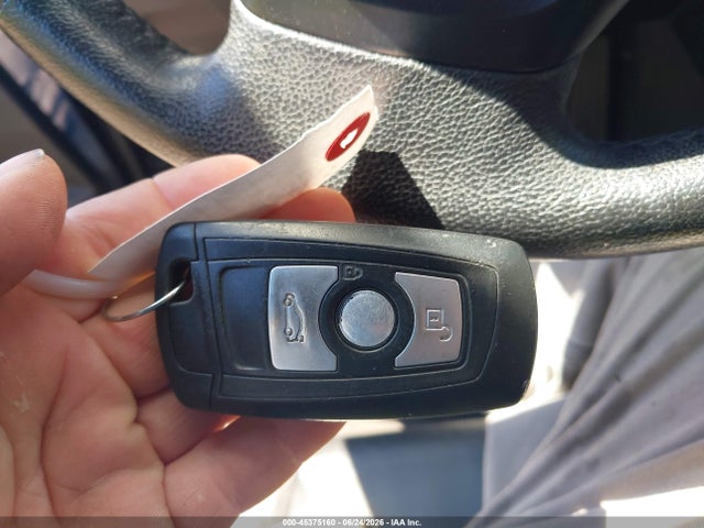 45375160 :رقم المزاد ، WBA3B5C5XDF595046 vin ، 2013 Bmw 328i Xdrive مزاد بيع